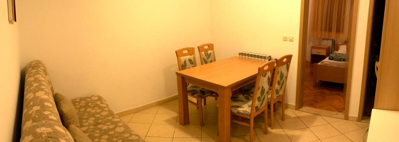 Bed and Breakfast Vila Albatros à Rovinj Extérieur photo