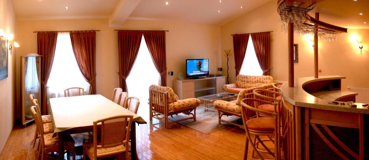 Bed and Breakfast Vila Albatros à Rovinj Extérieur photo