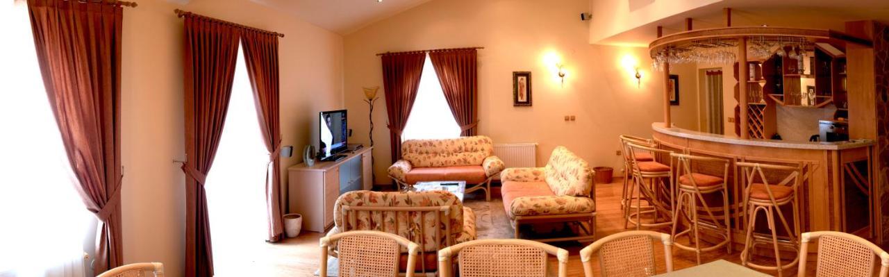 Bed and Breakfast Vila Albatros à Rovinj Extérieur photo